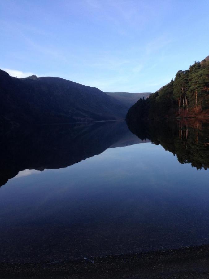 Wicklow Way Lodge Exteriör bild