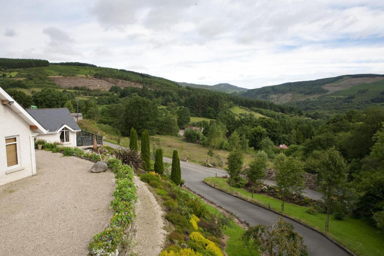 Wicklow Way Lodge Exteriör bild